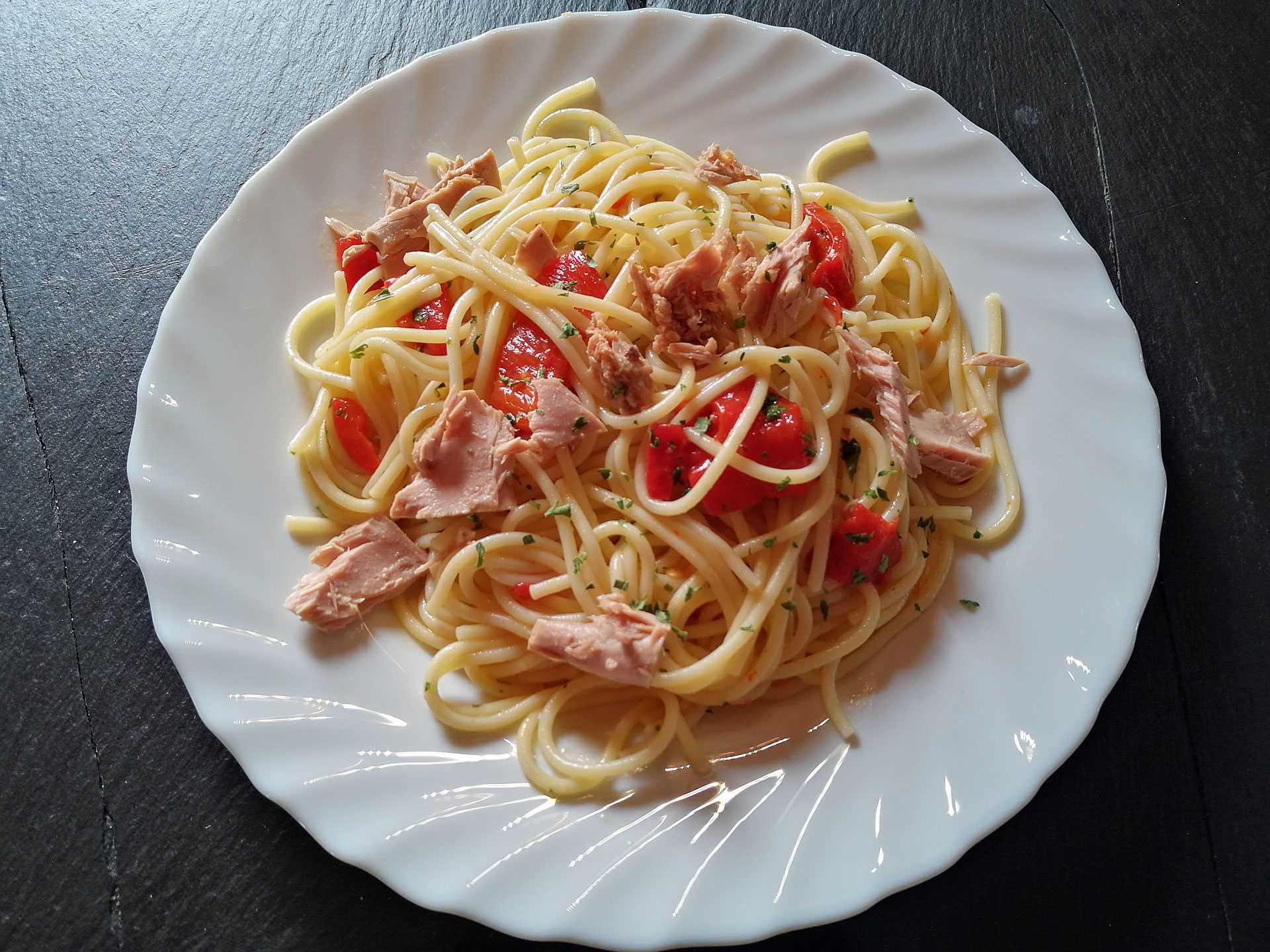 Spaghetti mit Thunfisch – Koch und Backrezepte